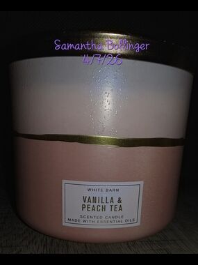 Bath & Body Works 3-Wick Candle Vanilla & Peach Tea